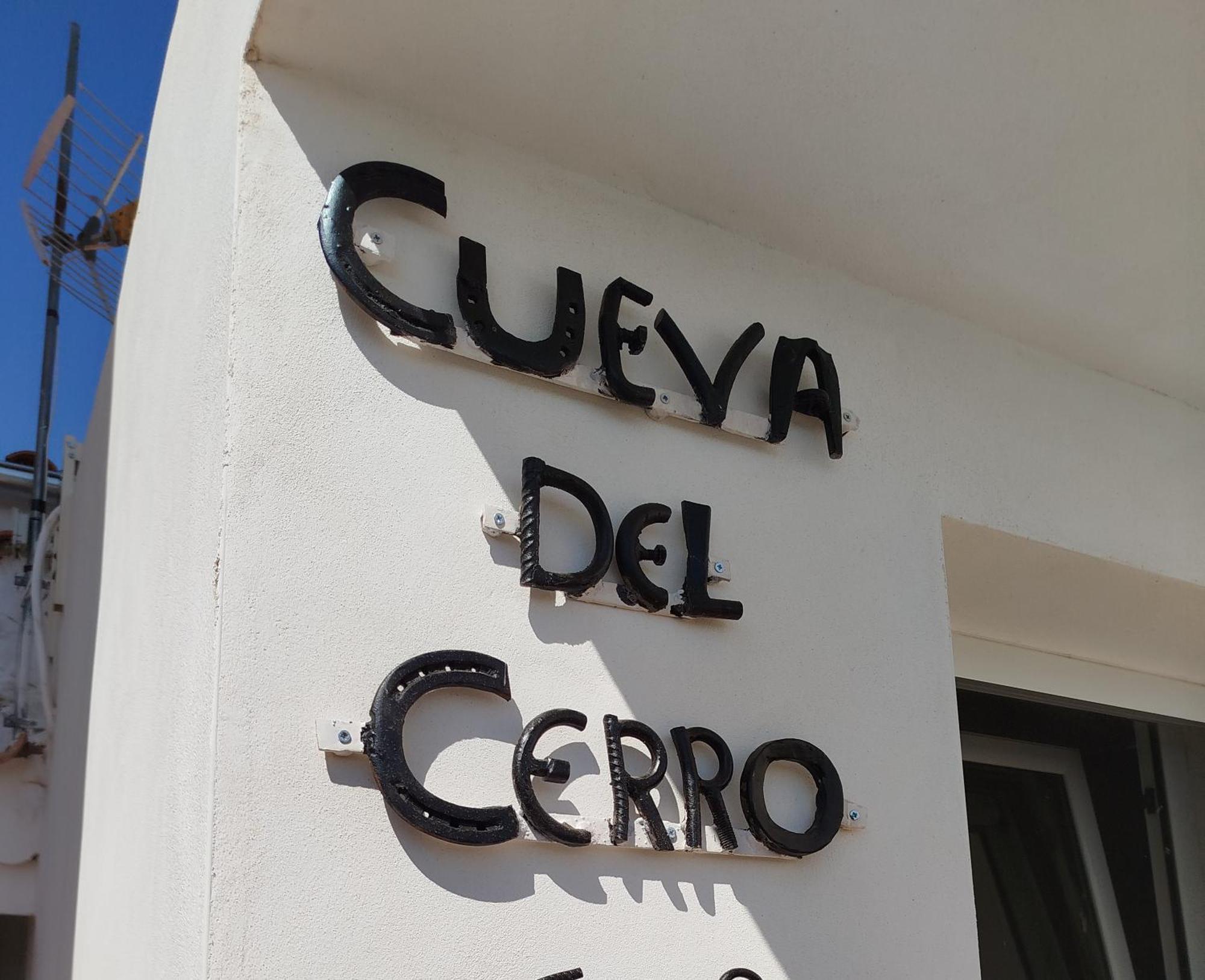Alojamiento Rural Cueva Del Cerro Casas del Cerro Exterior photo